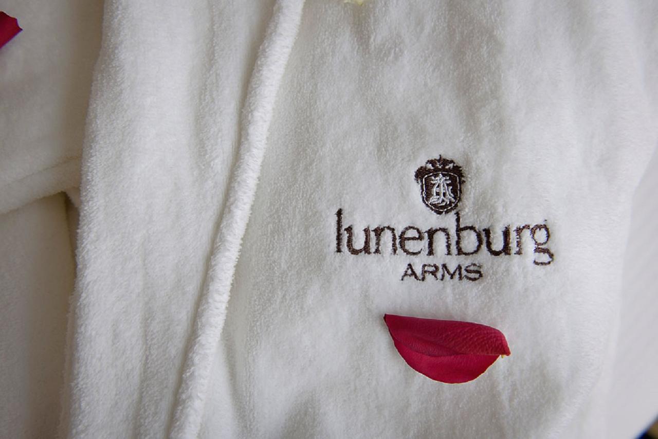 Lunenburg Arms Hotel Esterno foto